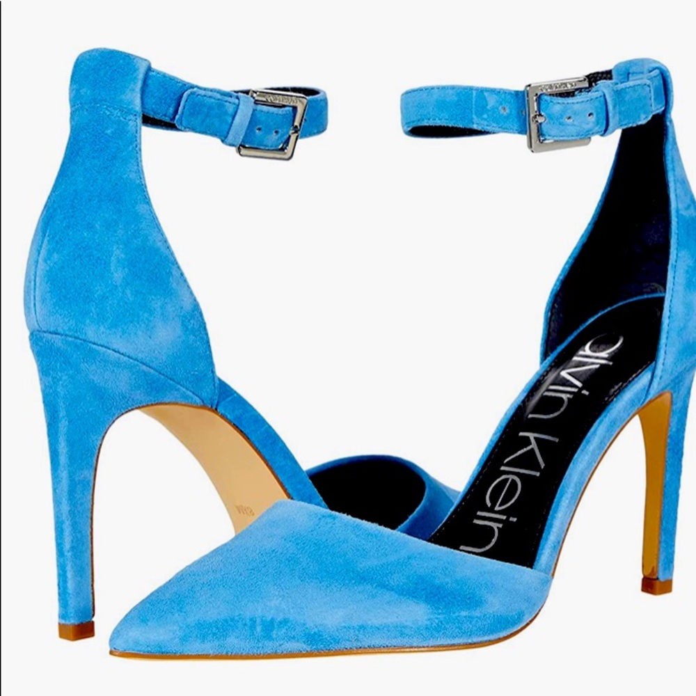 Super cute and trendy Calvin Klein heels you can dress up or down!NEVER WORN!!